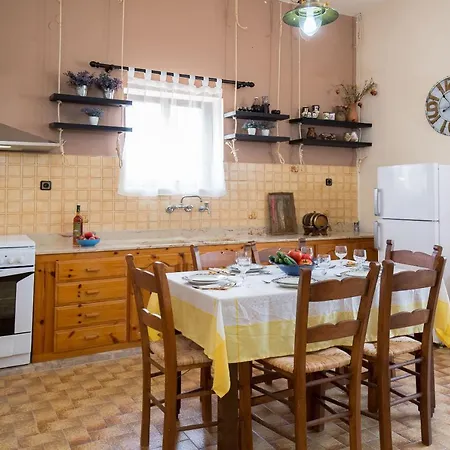 Garden Family Villa *
